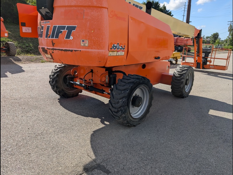 2014 JLG 660SJ