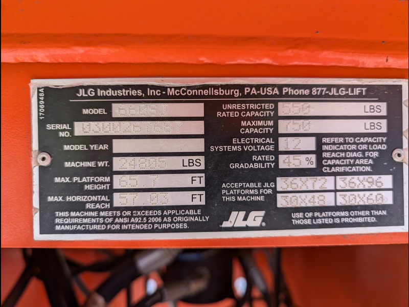 2019 JLG 660SJ