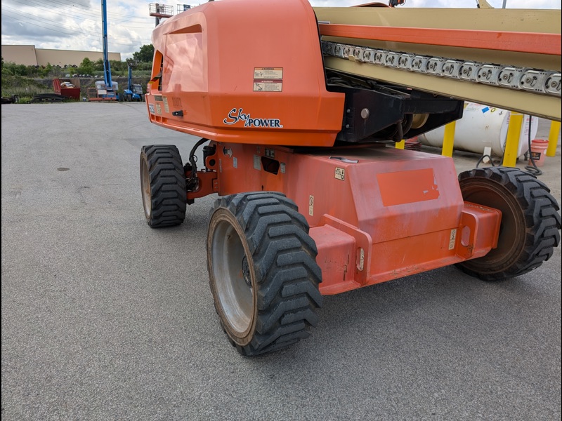 2019 JLG 660SJ