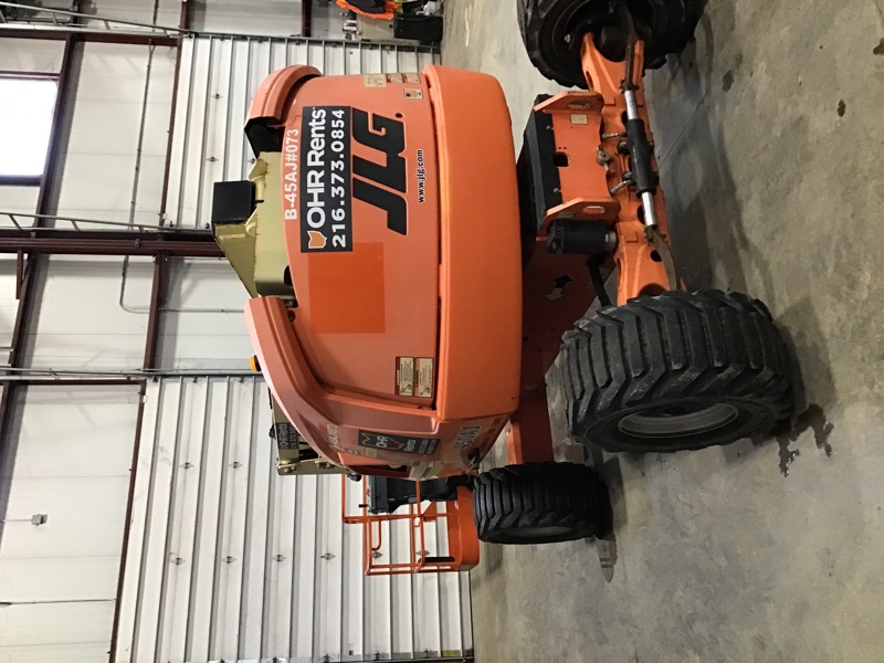 2016 JLG 450AJ