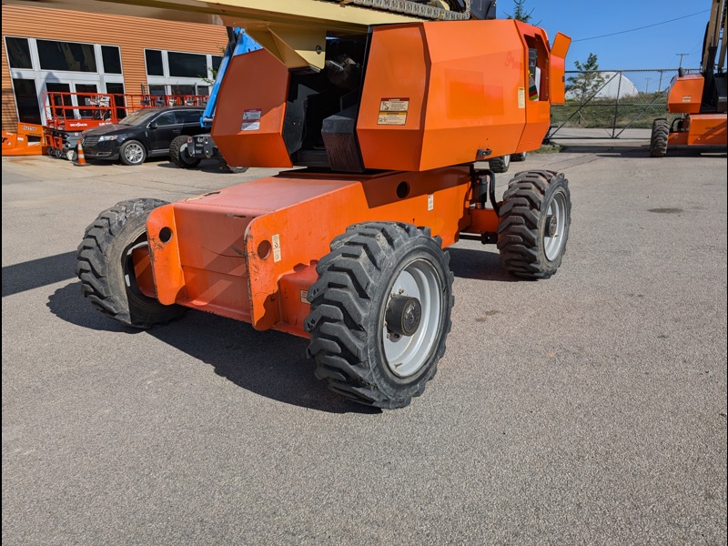 2014 JLG 660SJ