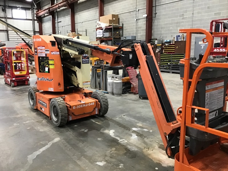 2015 JLG E300AJP