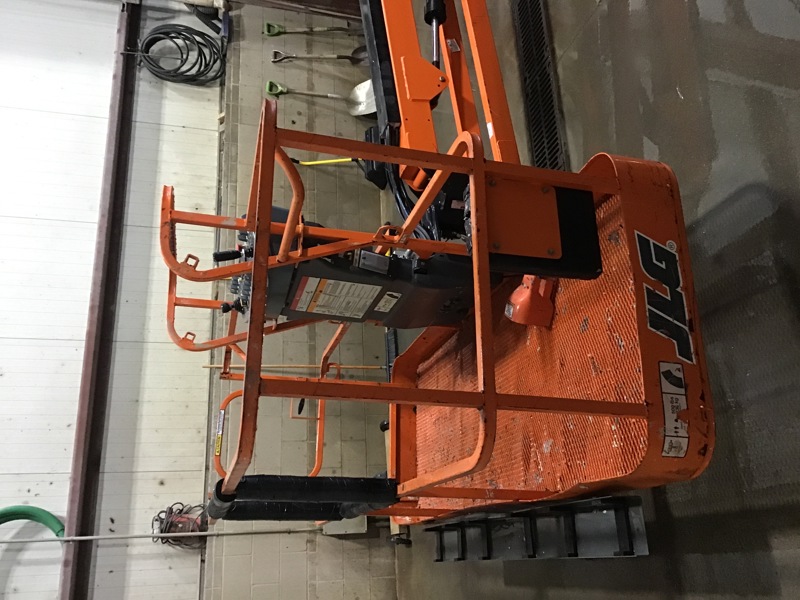 2016 JLG 660SJ