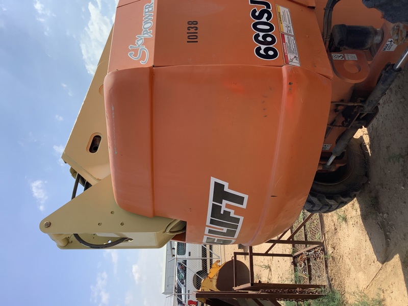 2015 JLG 660SJ