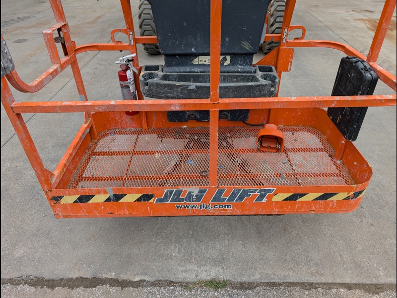 2022 JLG 340AJ