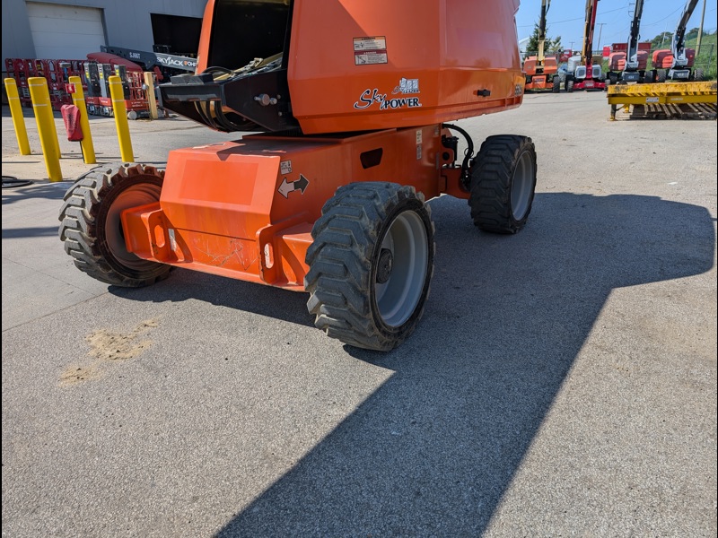 2020 JLG 660SJ