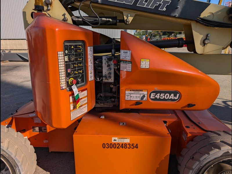 2018 JLG E450AJ