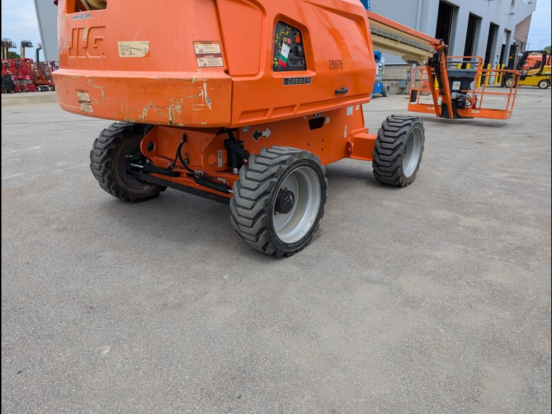 2019 JLG 660SJ