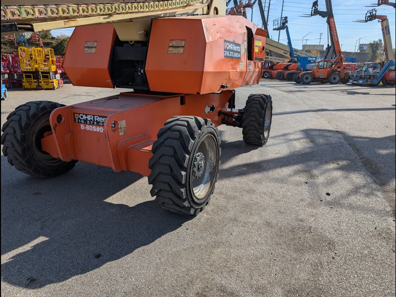 2013 JLG 800S